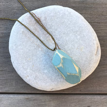 Charger l'image dans la galerie, Sautoirs diamants bois bleu gris patiné