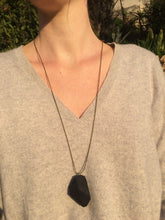 Charger l'image dans la galerie, Sautoir diamant bois noir