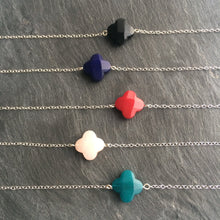 Charger l'image dans la galerie, Bracelets pierre fine fleur argent 925