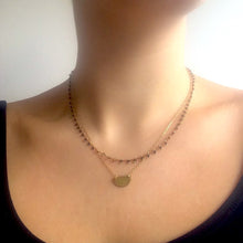 Charger l'image dans la galerie, Collier chaîne perlée noire et demi-lune