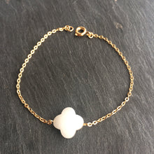 Charger l'image dans la galerie, Bracelets pierre fine fleur gold filled