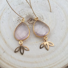 Charger l'image dans la galerie, Boucles d'oreilles plaqué or - quartz rose