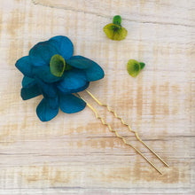 Charger l'image dans la galerie, Épingle à cheveux hortensia bleu & scabiosa jaune