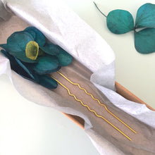 Charger l'image dans la galerie, Épingle à cheveux hortensia bleu & scabiosa jaune