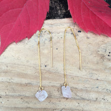 Charger l'image dans la galerie, Boucles d'oreilles chaîne plaquées or & quartz rose