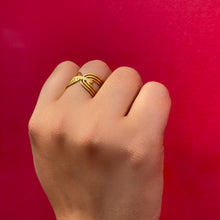 Charger l&#39;image dans la galerie, Bague cherry chérie en acier doré