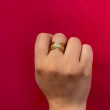 Charger l&#39;image dans la galerie, Bague cherry chérie en acier doré