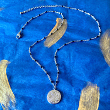 Charger l&#39;image dans la galerie, Collier galaxie en acier