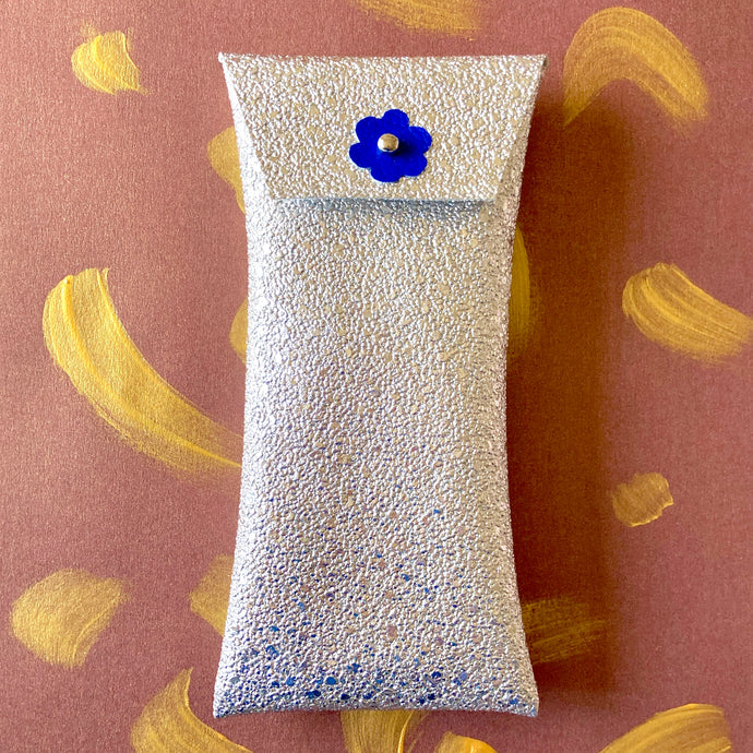 Étuis à lunettes argenté