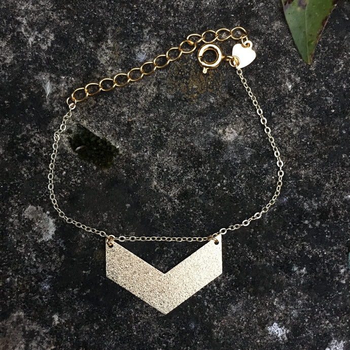 Bracelet triangle doré