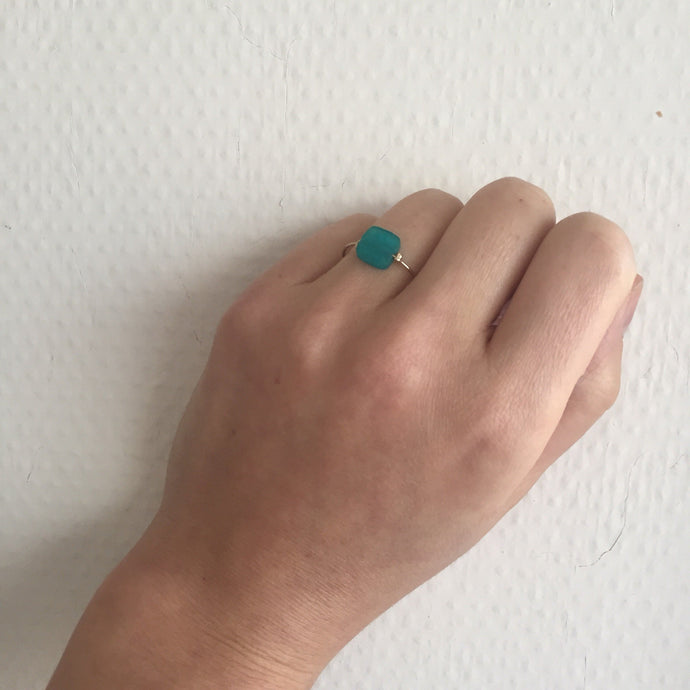 Bague argentée - Agate de couleur turquoise