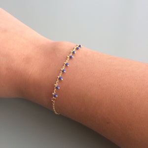 Bracelet chaîne perlée bleue