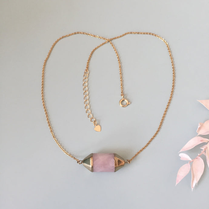 Collier amour quartz rose - pièce unique