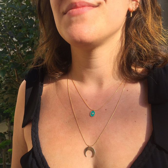 Collier double rose des vents doré