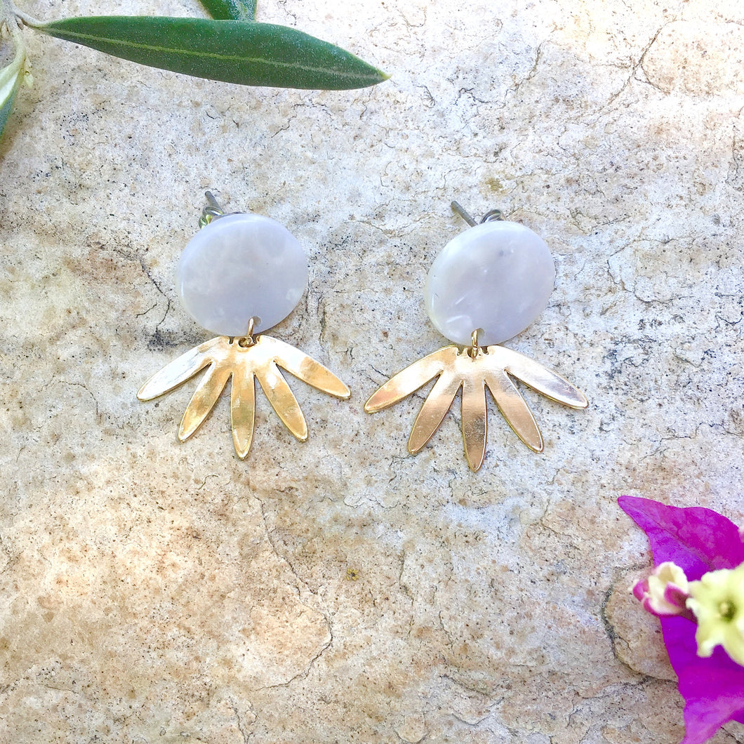 Boucles d'oreilles nénuphar blanches & dorées