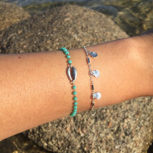 Bracelet perlé turquoise & coquillage argenté
