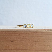 Charger l&#39;image dans la galerie, Bague dorée à l’or fin &amp; Swarovski bleu ciel et vert d’eau