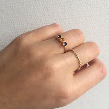Charger l&#39;image dans la galerie, Bague dorée à l’or fin &amp; Swarovski parme et opale